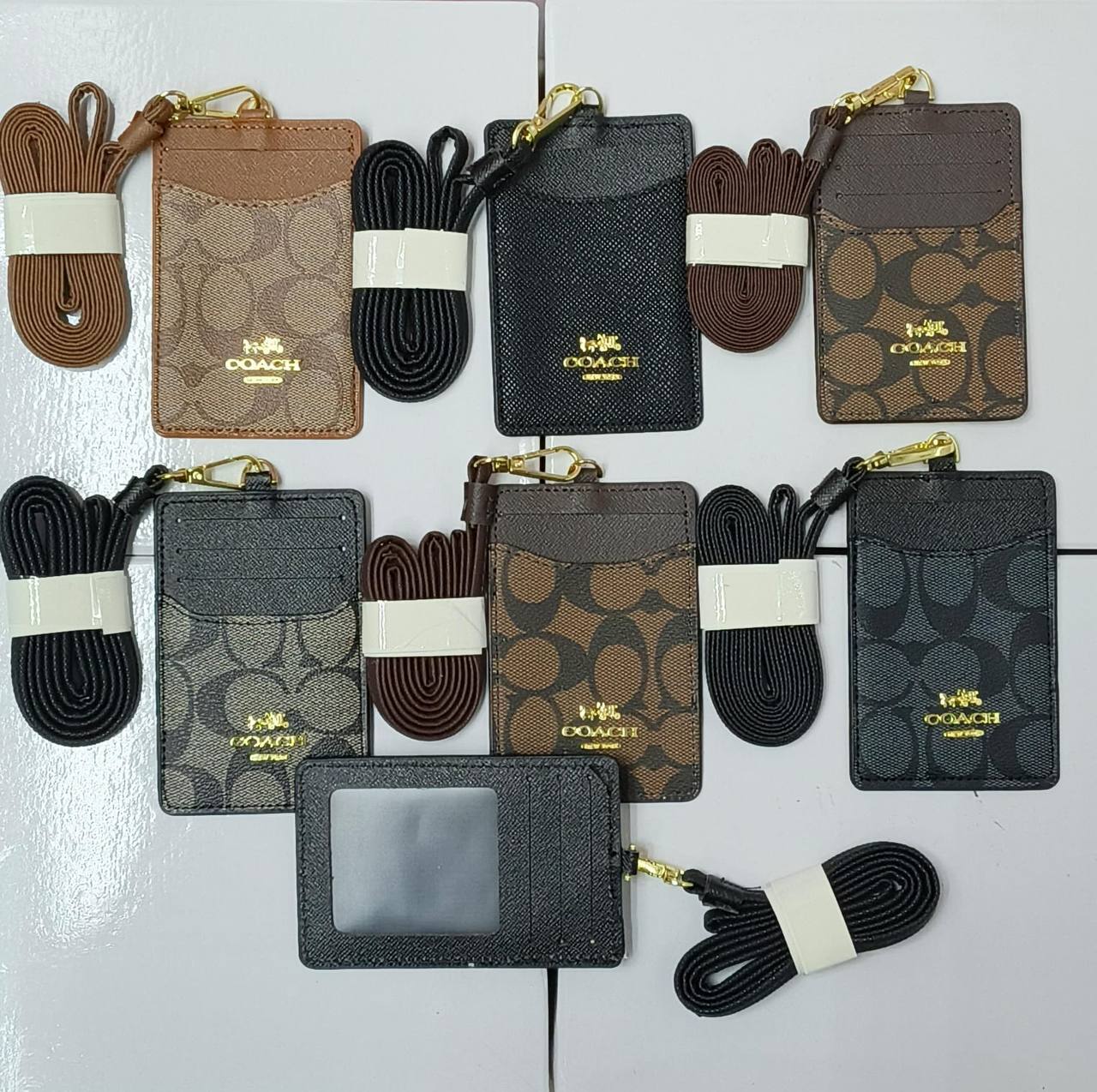 AVAILABLE 

CARDHOLDER 

WITH BOX 
30 dhs🇦🇪🇦🇪

Zain169
♥️♥️♥️
