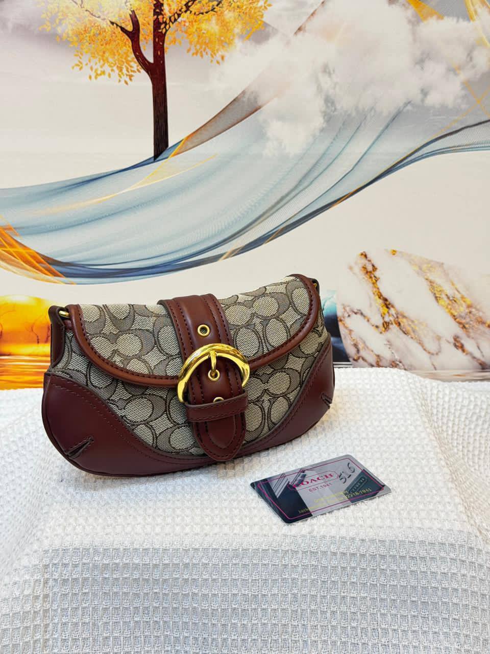 Coach

Best quality
With box’s
🎁🎁🎁

95 dhs❤️
size 23cm

Zain158
♥️♥️♥️