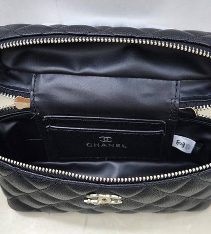 Chanel 
with box 
100 dhs💓

Zain215
♥️♥️♥️