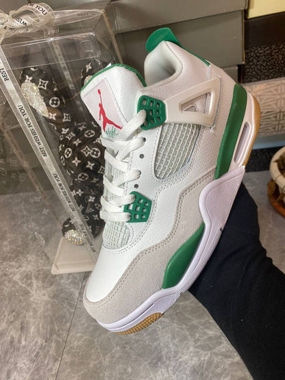 Jordan 4 
36-45
40-45
Now on discount 😇
190 dhs🇦🇪🇦🇪

Zain242
♥️♥️♥️