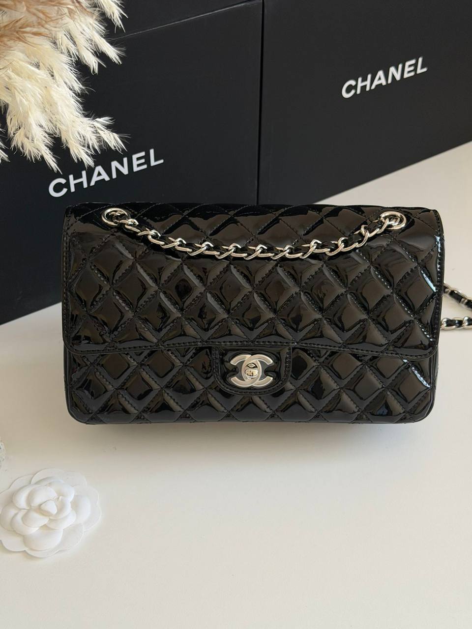 Chanel 
Master 
245 dhs✅

Zain134
♥️♥️♥️