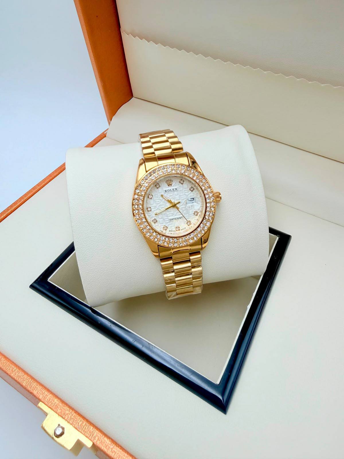 Rolex

60 dhs

Zain45
♥️♥️♥️