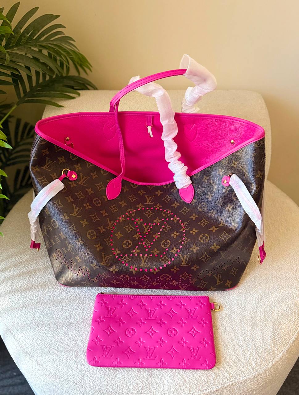 🌿💗*Louis Vuitton*😍🍃
    
          🍂 💛 🩷🍂
For Price 👇 WhatsApp✅
0568585901 
0507557372
0552275751 Owner Zain 👌

Zain246