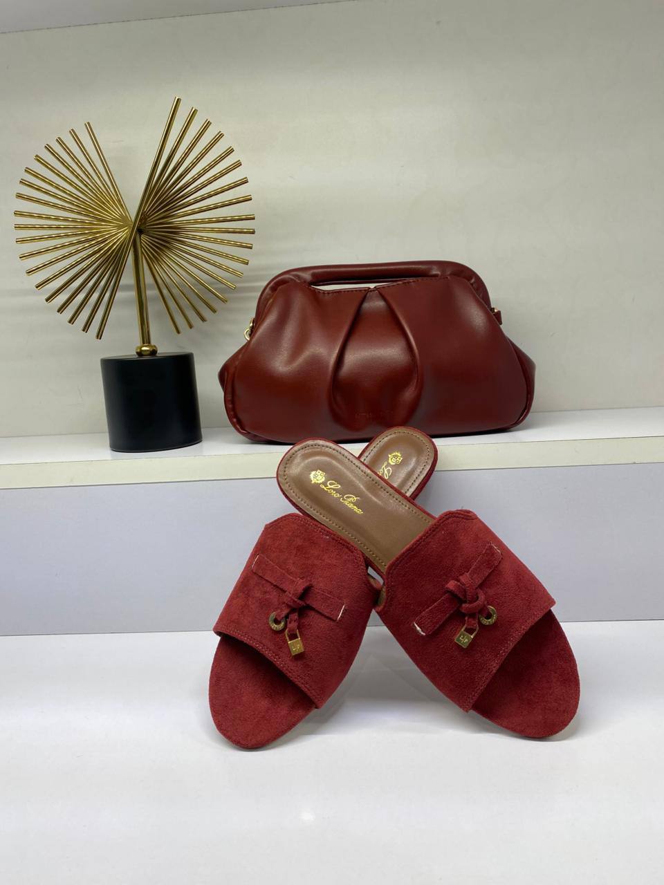 Full Set
150 dhs✅
Size 36….41💃💃💃

Zain161
♥️♥️♥️