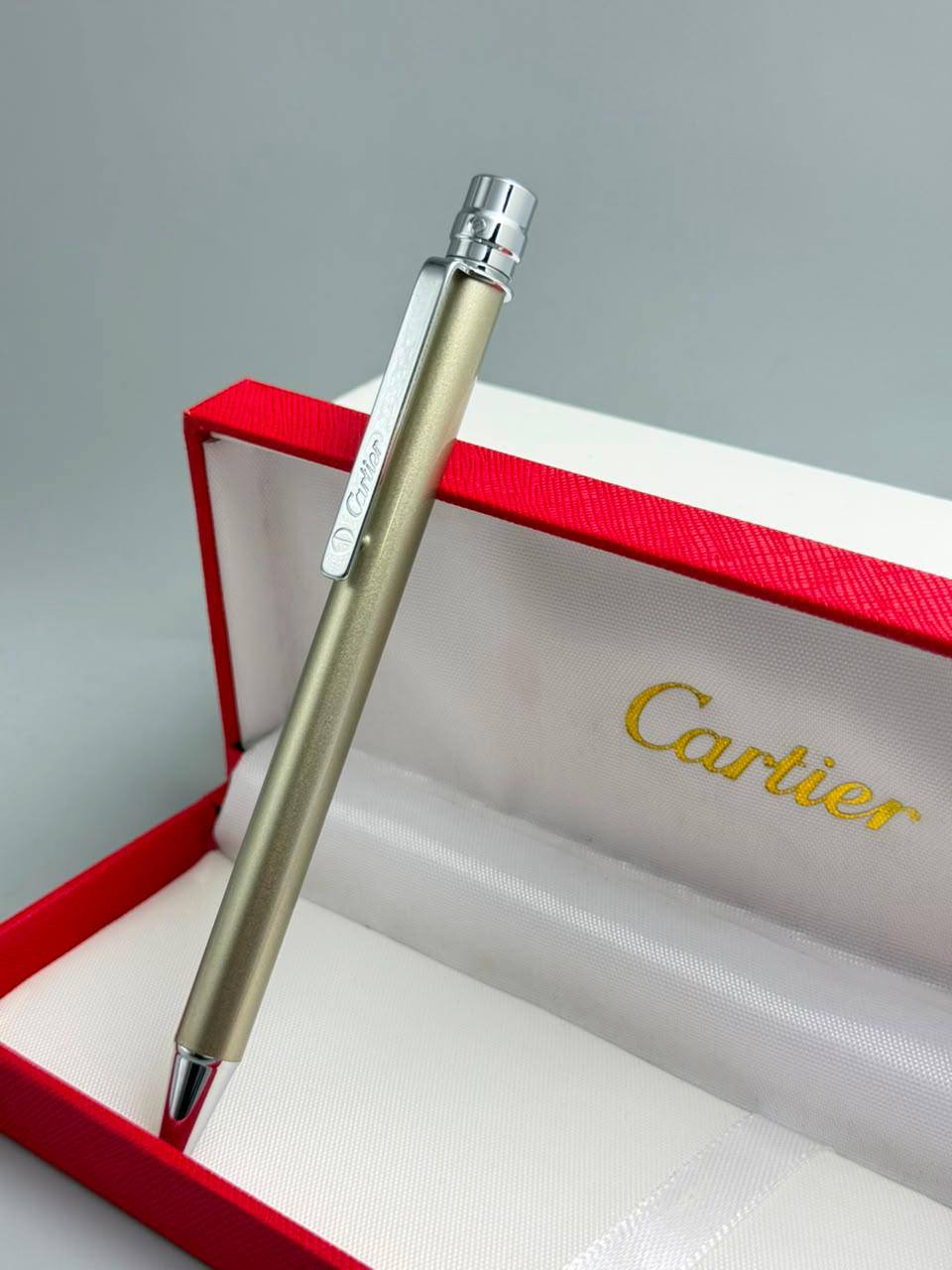 CARTIER PEN 🖊
*60 dhs✅ WITH MASTER BOX*
*40 dhs✅ WITH NORMAL BOX*

Zain29
♥️♥️♥️