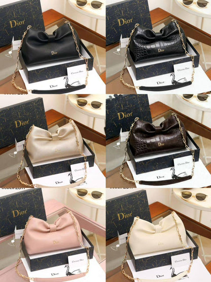 Dior
100 dhs✅
Good-quality 

with box🎁🎁🎁

Zain35
♥️♥️♥️