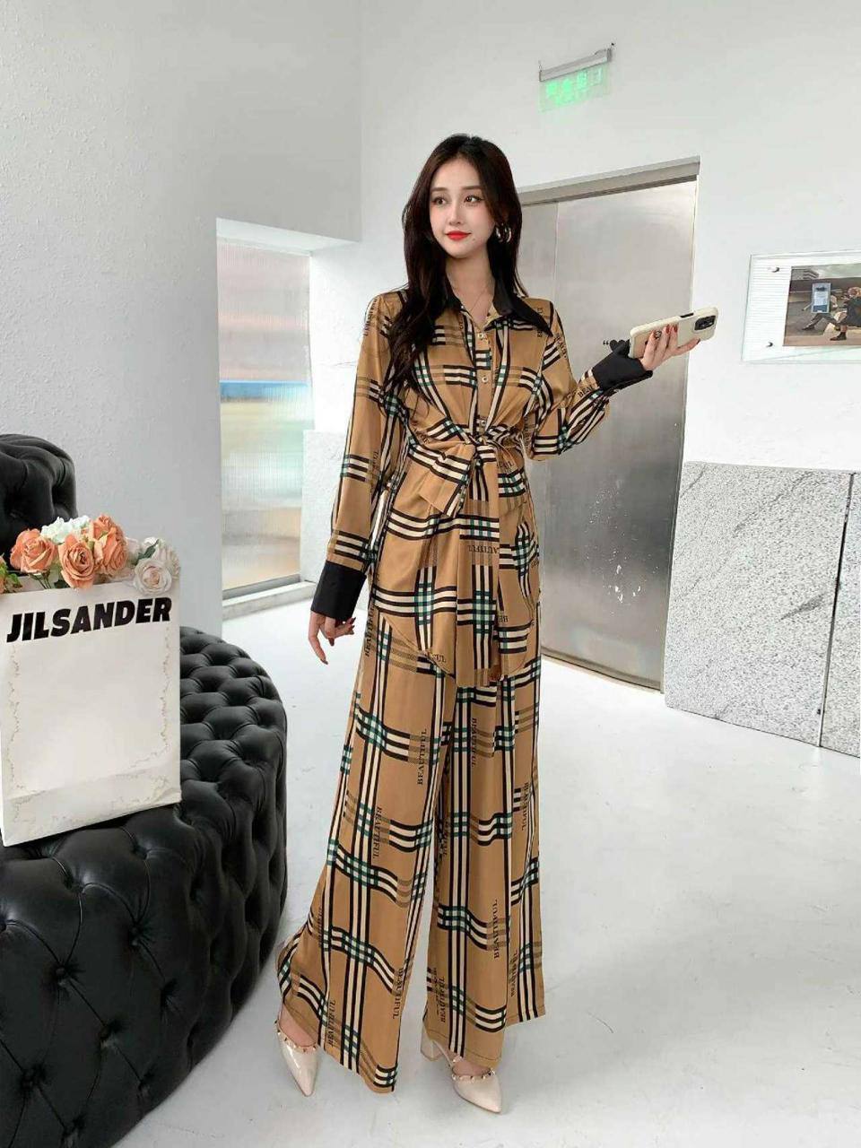 Silk set
Good quality 
Size L-2XL
150 dhs🇦🇪🇦🇪

Zain295
♥️♥️♥️