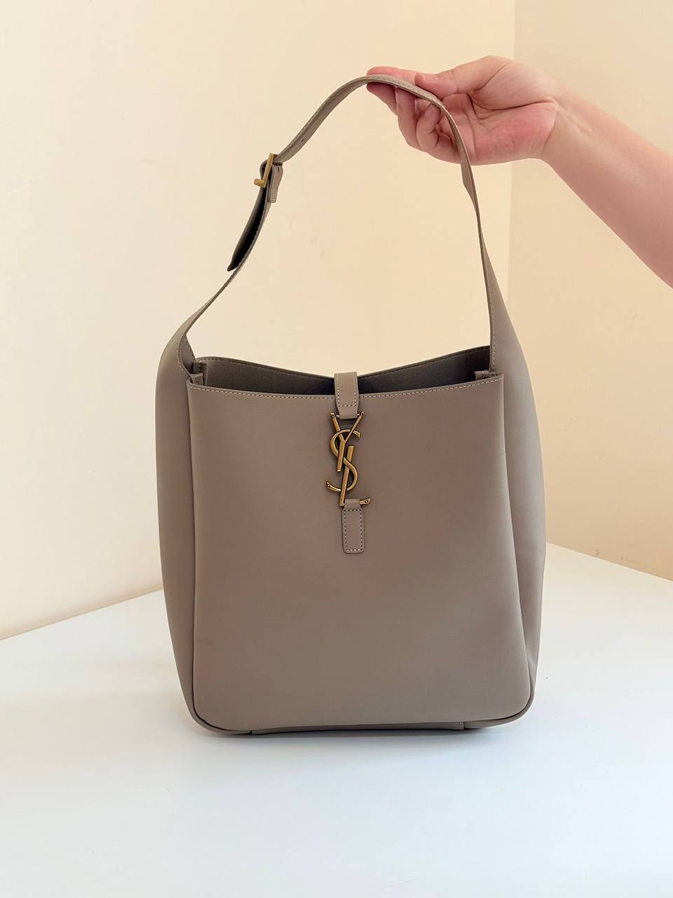 Master Bags
For Price 👇 WhatsApp✅
0568585901 
0507557372
0552275751 Owner Zain 👌

Zain134
♥️♥️♥️