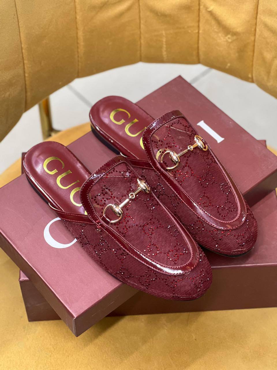 GUCCI
SIZE 36-41
105 dhs🇦🇪🇦🇪

Zain21
♥️♥️♥️