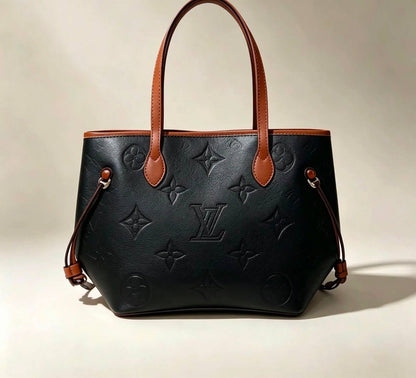 LV
105 dhs✅
High-quality with box

Zain35
♥️♥️♥️