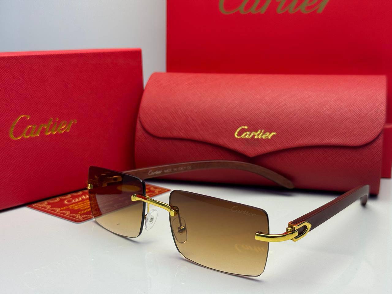 Sunglasses
80 dhs✅
good quality

Zain182
♥️♥️♥️