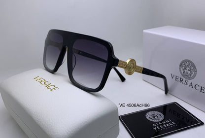 Versace
Ladies super Master quality 
180 dhs✅

Zain126
♥️♥️♥️