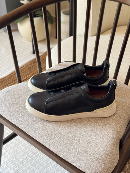 ZEGNA SNEAKERS 

AAA QUALITY

 SIZE:40 to 46 

500 dhs🇦🇪🇦🇪

Zain185
♥️♥️♥️
