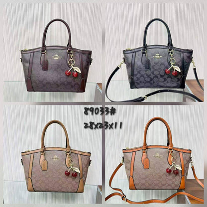 Coach
Wihh box 
75 dhs🇦🇪🇦🇪

Zain232
♥️♥️♥️