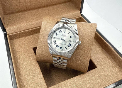 Omega - Rolex - Bvlagri
70 dhs🪙💕

Zain37
♥️♥️♥️