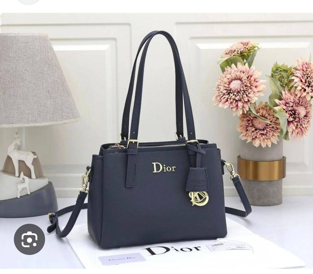 DIOR 
GOOD quality 
115 dhs✅

Zain200
♥️♥️♥️