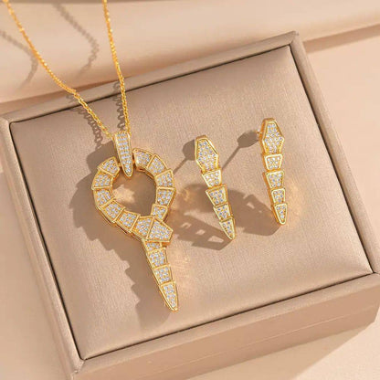 Necklace and earring Set of 2 
Offer price 

40 dhs🪙🌨️

Zain242
♥️♥️♥️