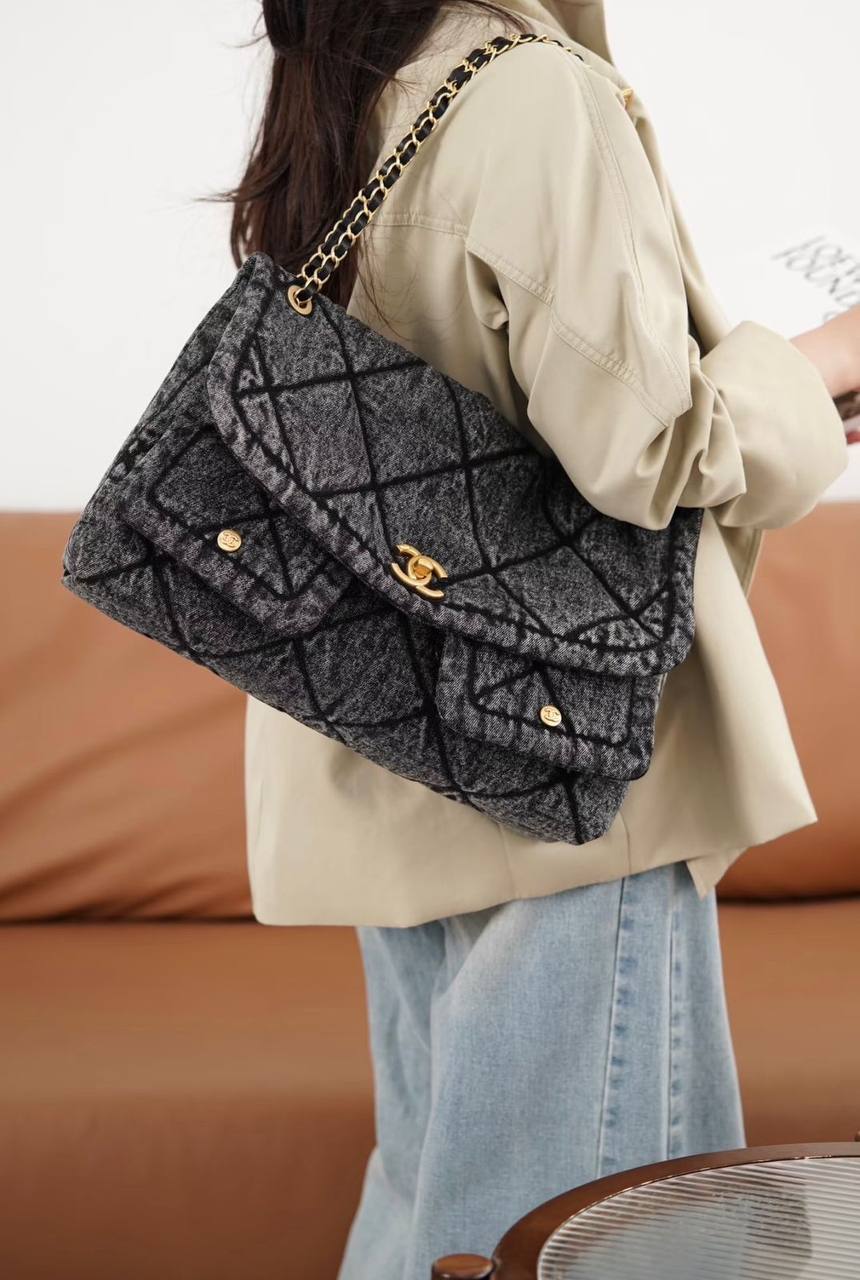 CHANEL 
COPY ONE
180 dhs✅

Zain39
♥️♥️♥️