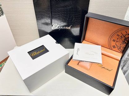 Watches Boxes
Master Box + Paper bag & Card
🎁🎁🎁

50 dhs🪙🌨️

Zain85
♥️♥️♥️