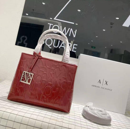 A | X
Armani Exchange
115 dhs🪙🖤
high quality 32Cm  
New come

Zain26
♥️♥️♥️