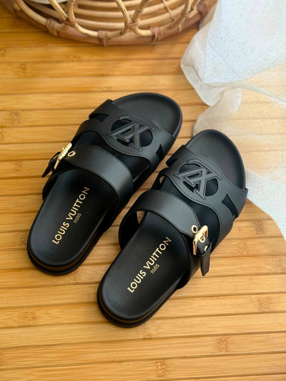 LV
Super Master
𝗦𝗶𝘇𝗲 𝟯𝟲 𝘁𝗼𝗼 𝟰𝟭 
450 dhs✅

Zain303
♥️♥️♥️