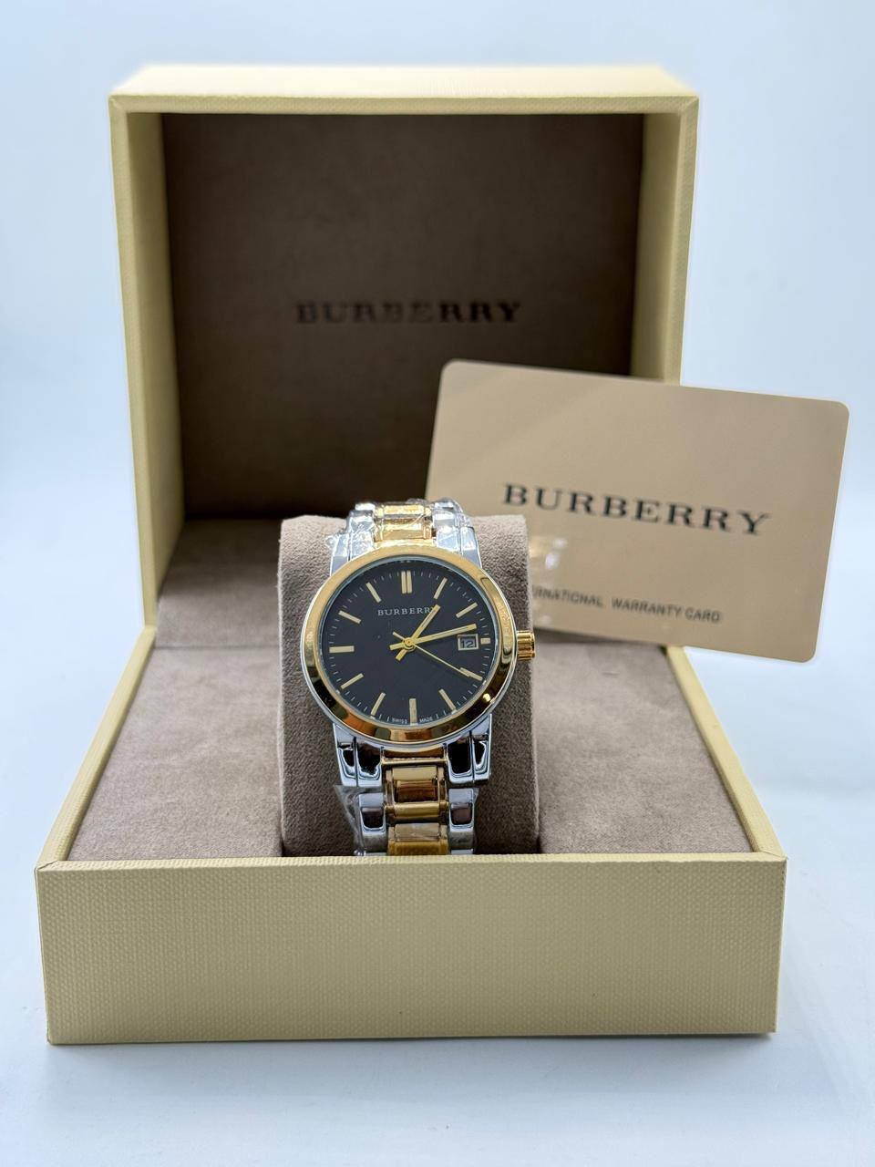 Burberry Ladies 
55 dhs❣️

Zain08
♥️♥️♥️