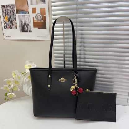 Coach
80 dhs🇦🇪🇦🇪

Zain232
♥️♥️♥️