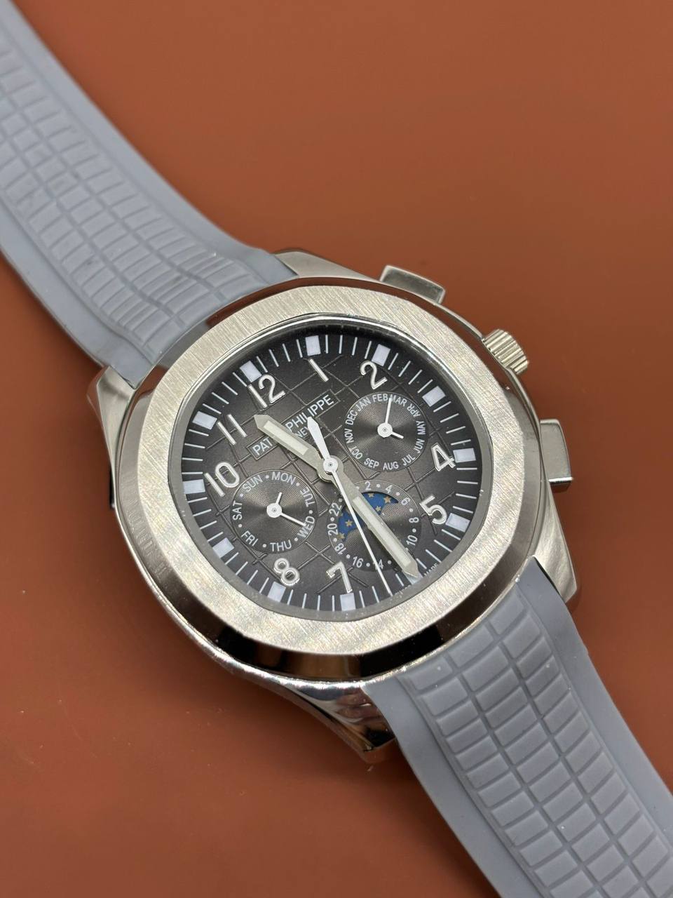 PETEK PHILIPPE
_*MEN *_
_MASTER QUALITY_

400 dhs🪙🌨️
___ With box
🎁🎁🎁

Zain108
♥️♥️♥️