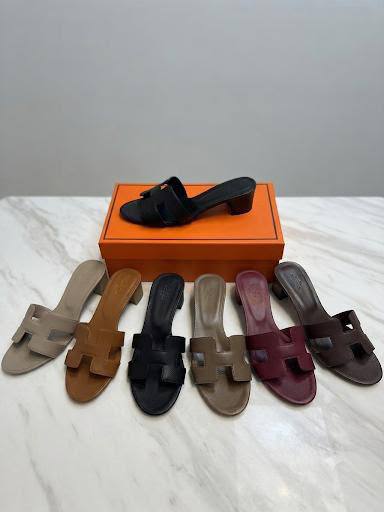 HERMES  
GOOD QUALITY
95 dhs✅
36 TO 41

Zain40
♥️♥️♥️