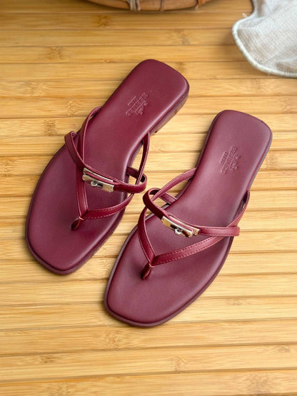 Hermes
𝗦𝗶𝘇𝗲 𝟯𝟱 𝘁𝗼𝗼 𝟰𝟮 
450 dhs✅
AAA Quality

Zain303
♥️♥️♥️