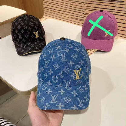 Caps
45 dhs✅

Zain93
♥️♥️♥️