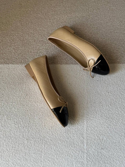 Chanel
Master Quality
Size 36 to 41
400 dhs✅

Zain288
♥️♥️♥️