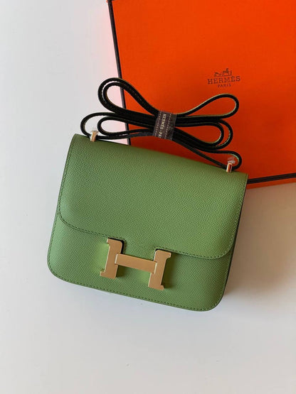 Hermes
 constance 18cm💥Master quality ✅with box📦
340 dhs✅

Zain52
♥️♥️♥️
