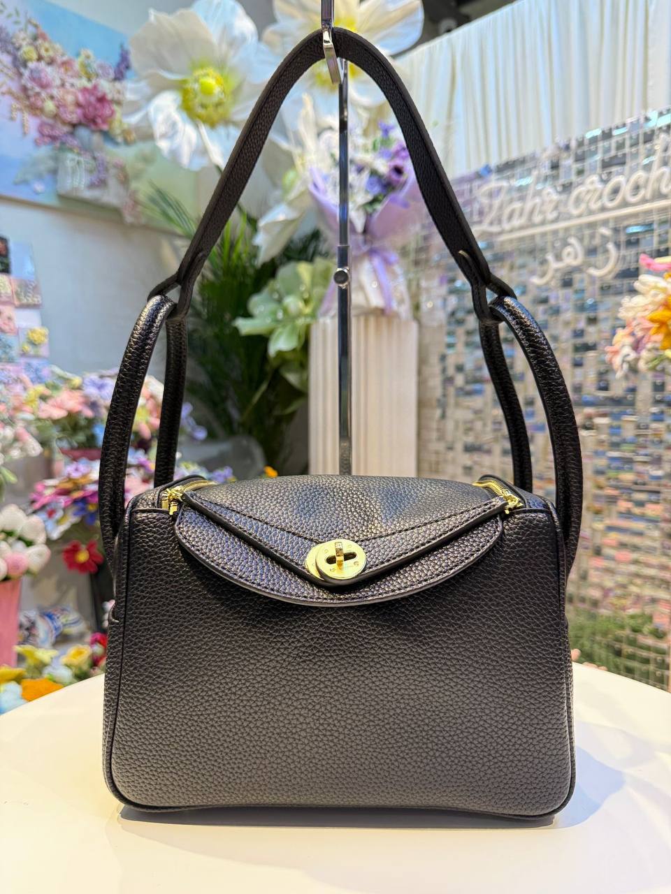 Hermes Lindy 
26cm
110 dhs🪙🌨️

Zain44
♥️♥️♥️