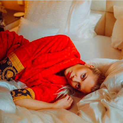 *New collections*                                                
VERSACE BATHROBE
*Super Master quality*
*Sizes:FREE SIZE*

750 dhs🇦🇪🇦🇪

Zain308
♥️♥️♥️