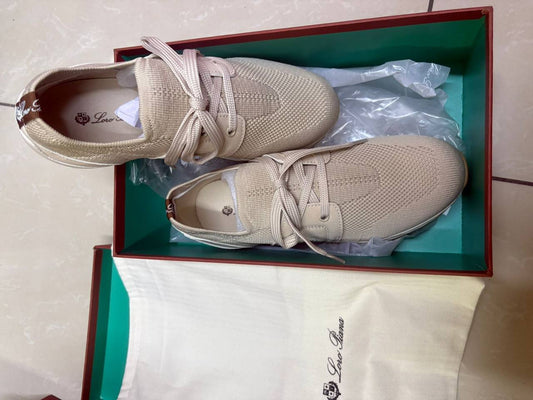 Loro Piana
Size 36-41
170 dhs🪙🌨️

Zain145
♥️♥️♥️