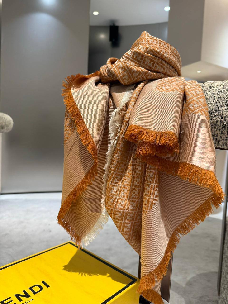 Scarf Master
💙*NEW FENDI*💙
💙*VIP QUALITY*💙
380 dhs✅

Zain281
♥️♥️♥️