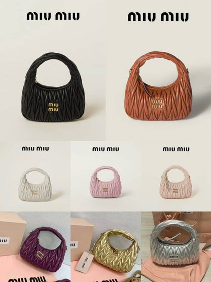 Miu Miu
95 dhs✅
Good-quality with box

Zain35
♥️♥️♥️