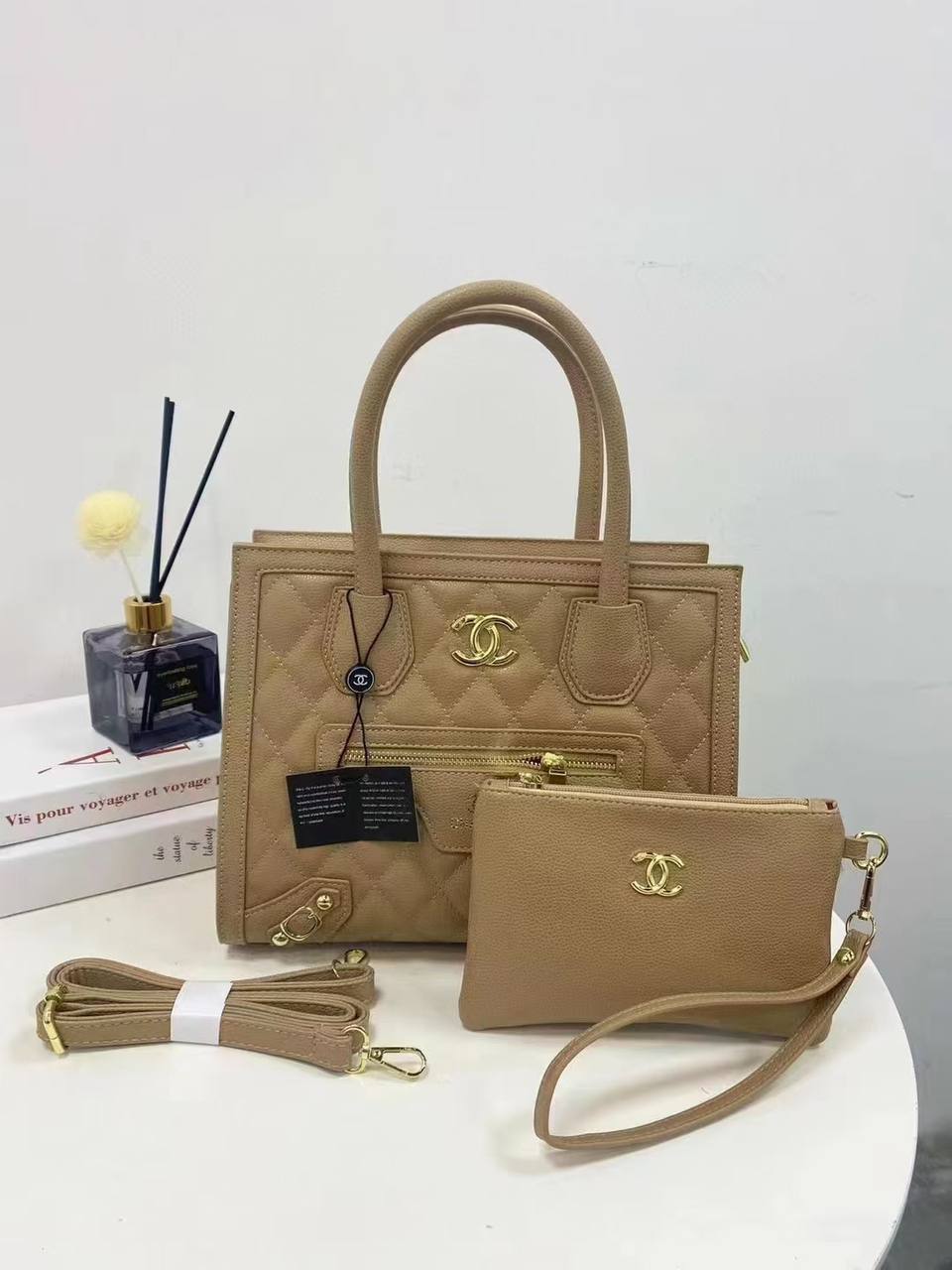 CHANEL
 GOOD quality 
115 dhs✅

Zain200
♥️♥️♥️