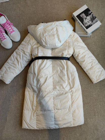 *New collections 💕💕   
350 dhs🪙🌨️
*good  quality  
*Sizes:S M L xl* 
*AVAILABL winter jacket

Zain231
♥️♥️♥️