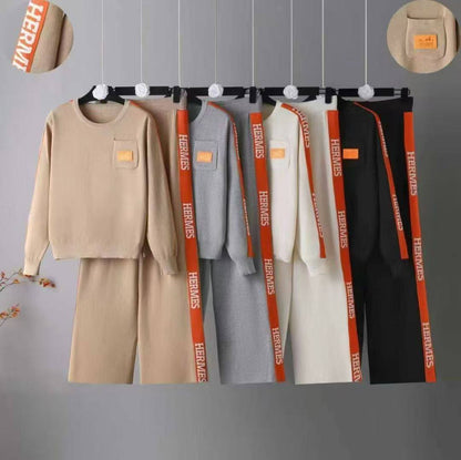 *New collections 
140 dhs💕🪙
*good  quality  ✅
*Sizes: free size 
*AVAILABLE NOW*

Zain231
💕💕💕