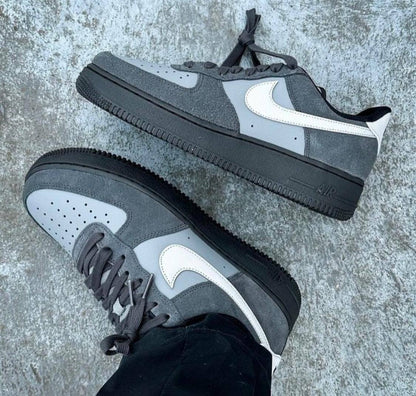 Nike
Size 40-45⚡️
120 dhs❣️

Zain183
♥️♥️♥️
