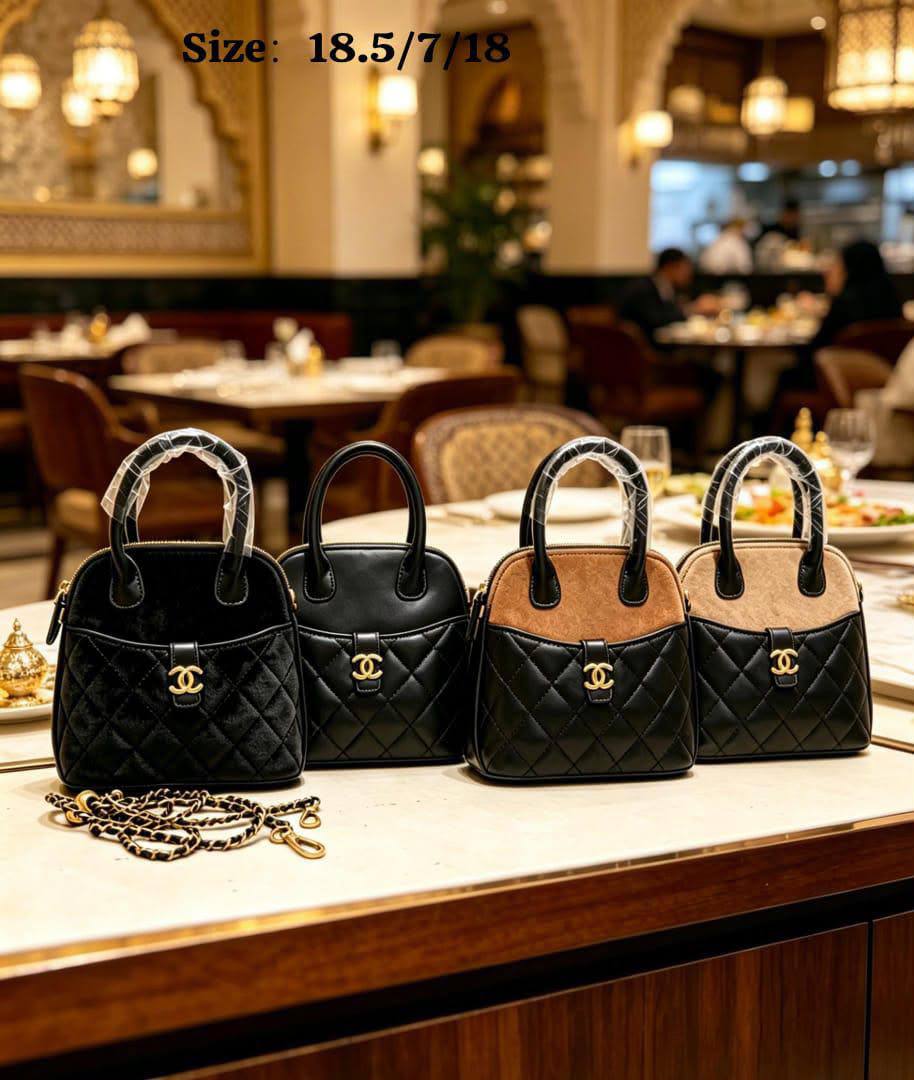 Chanel
110 dhs✅
with box
Size:18.5/718

Zain07
♥️♥️♥️