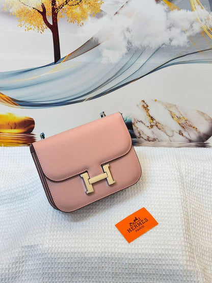 HERMES
Best quality with box
100 dhs💓
size 19CM

Zain290
♥️♥️♥️