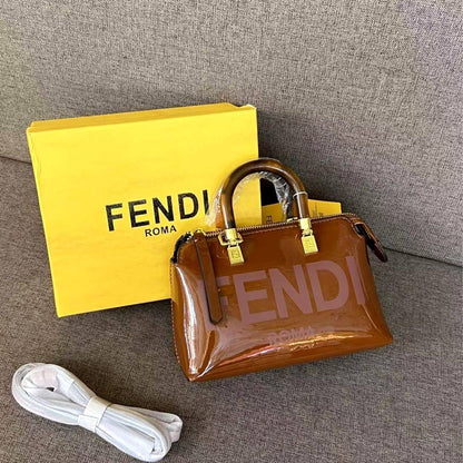 LV
90 dhs✅
high quality 

With box
🎁🎁🎁

Zain26
♥️♥️♥️