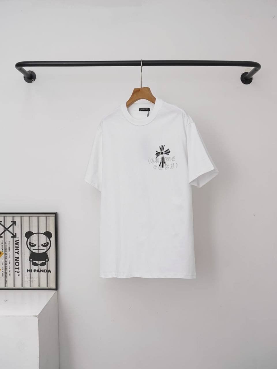 Chrome Hearts T-shirts
Size:S/M/L/XL/2XL
140 dhs✅

Zain302
♥️♥️♥️