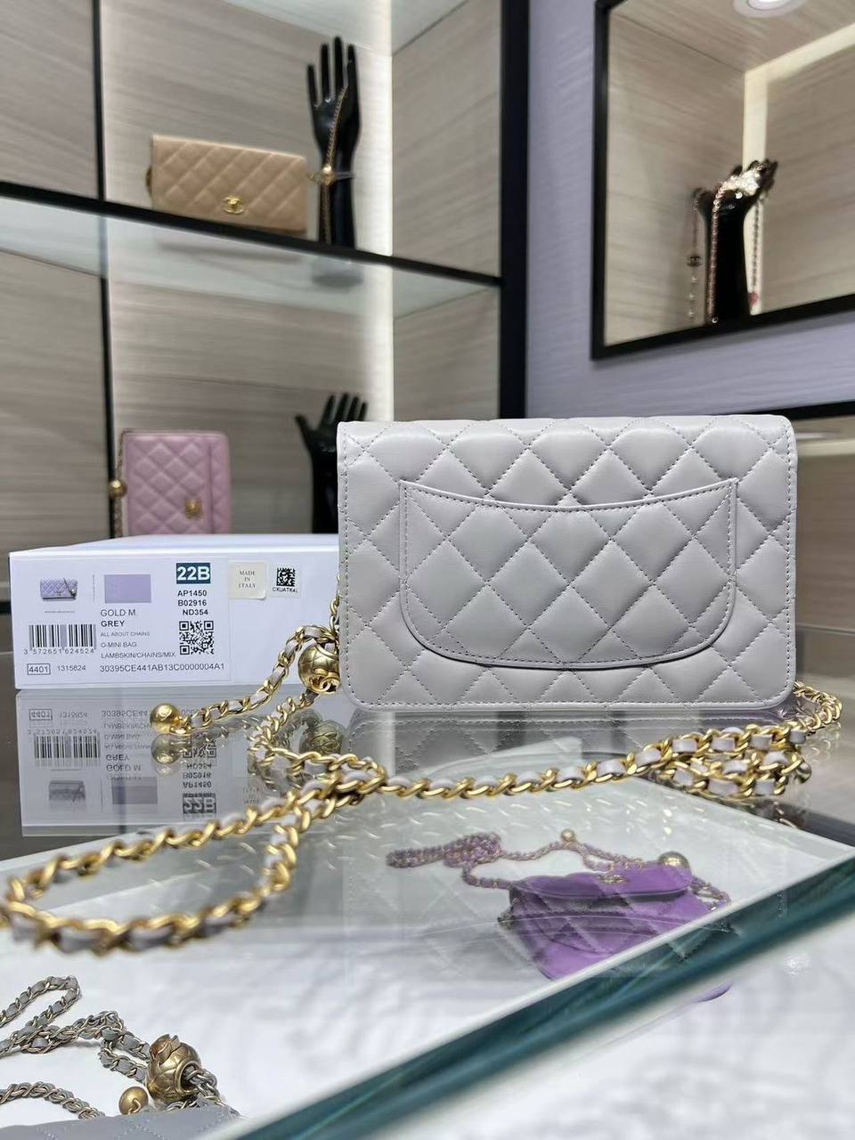 Chanel CC Pearl Crush Wallet On Chain✅*
*Size 20 cm*
For Price 👇 WhatsApp✅
0568585901 
0507557372
0552275751 Owner Zain 👌

Zain274
♥️♥️♥️