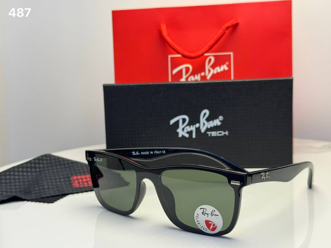 Ray Ban
55 dhs🇦🇪🇦🇪

Zain182
♥️♥️♥️