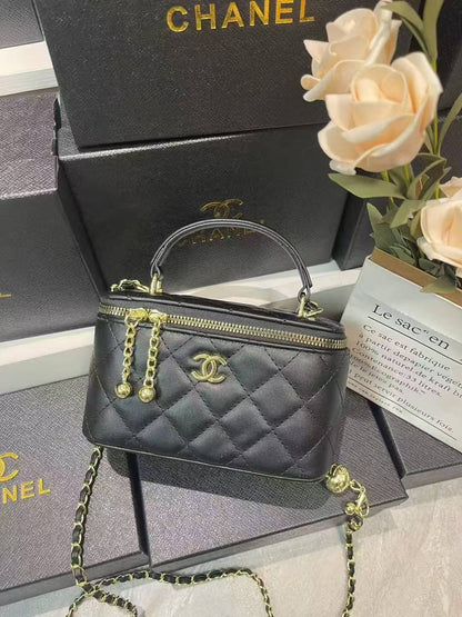 Chanel
Good Quality
90 dhs💓

Zain136
♥️♥️♥️