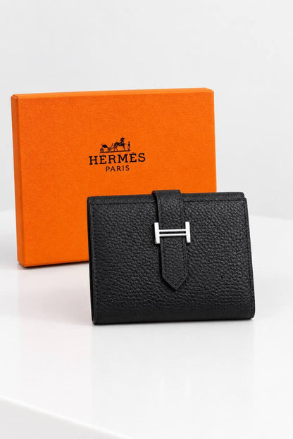NEW COLLECTION👌🏻
HERMES WALLET  ❤‍🔥
 MASTER Quality👑With Original Packaging👌🏻

For Price 👇 WhatsApp✅
0568585901 
0507557372
0552275751 Owner Zain 👌

Zain329
♥️♥️♥️